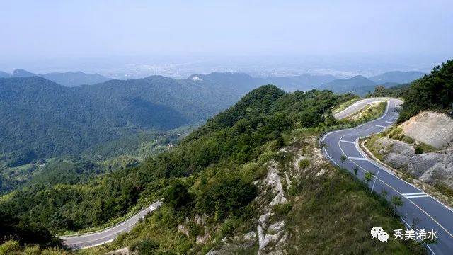 陌陌：澳门天天彩全年免费资料-自豪！农村硬道遍浠川，喜看沿途笑语欢！  第17张