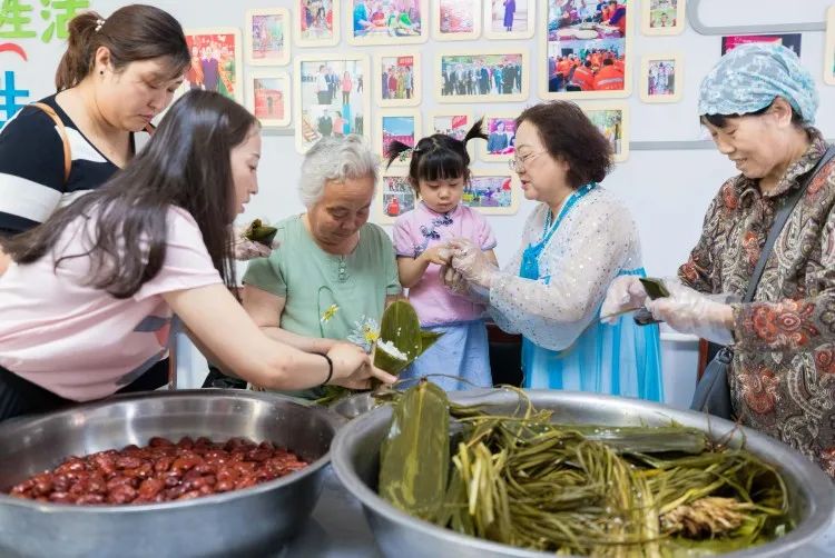 网易邮箱：49图库澳门免费资料大全-金福姬家的幸福生活