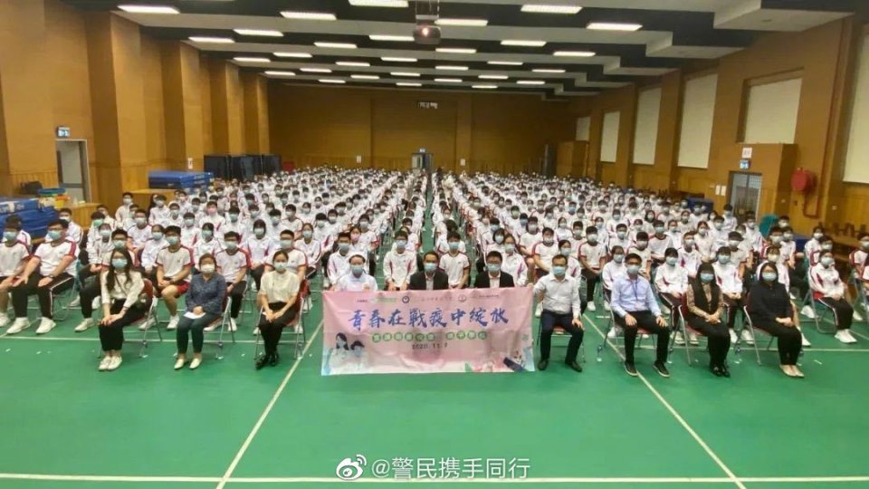 天天动听：2024澳门资料大全正版资料-湖北民警涂可蔼赴澳门参加“青春在战疫中绽放”青年专场宣讲活动